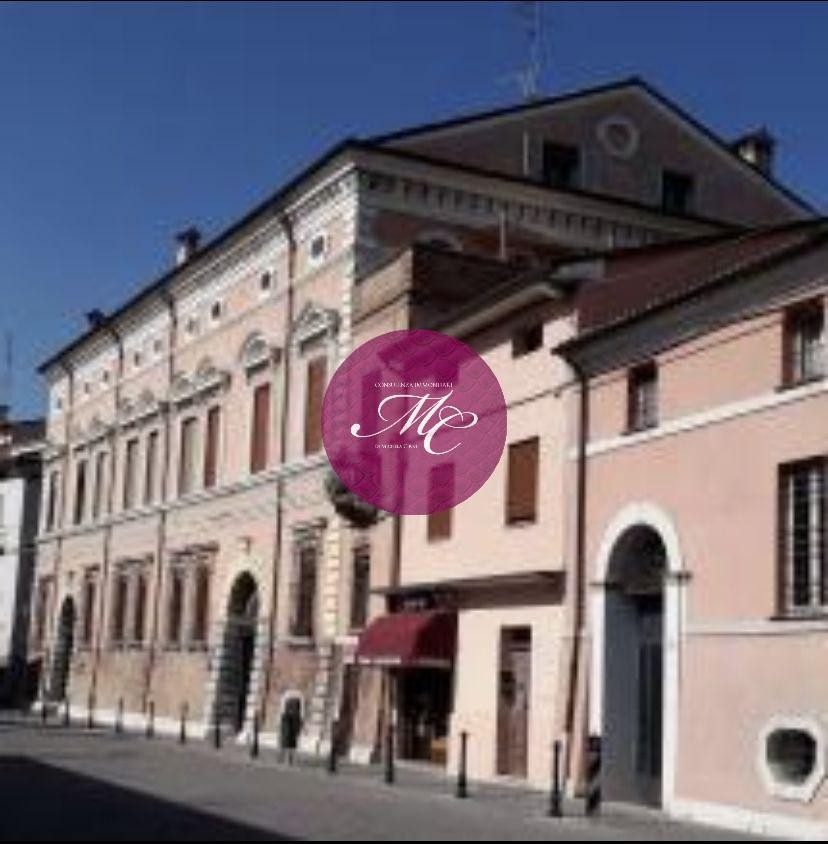 BAGNACAVALLO (RA) - CENTRO STORICO IMMOBILE AD USO RESIDENZIALE A PALAZZO CAPRA